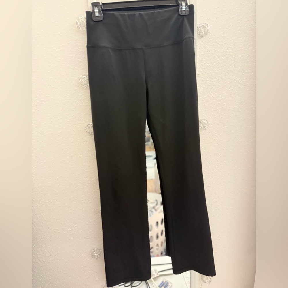 Avia Black Flare Leggings.